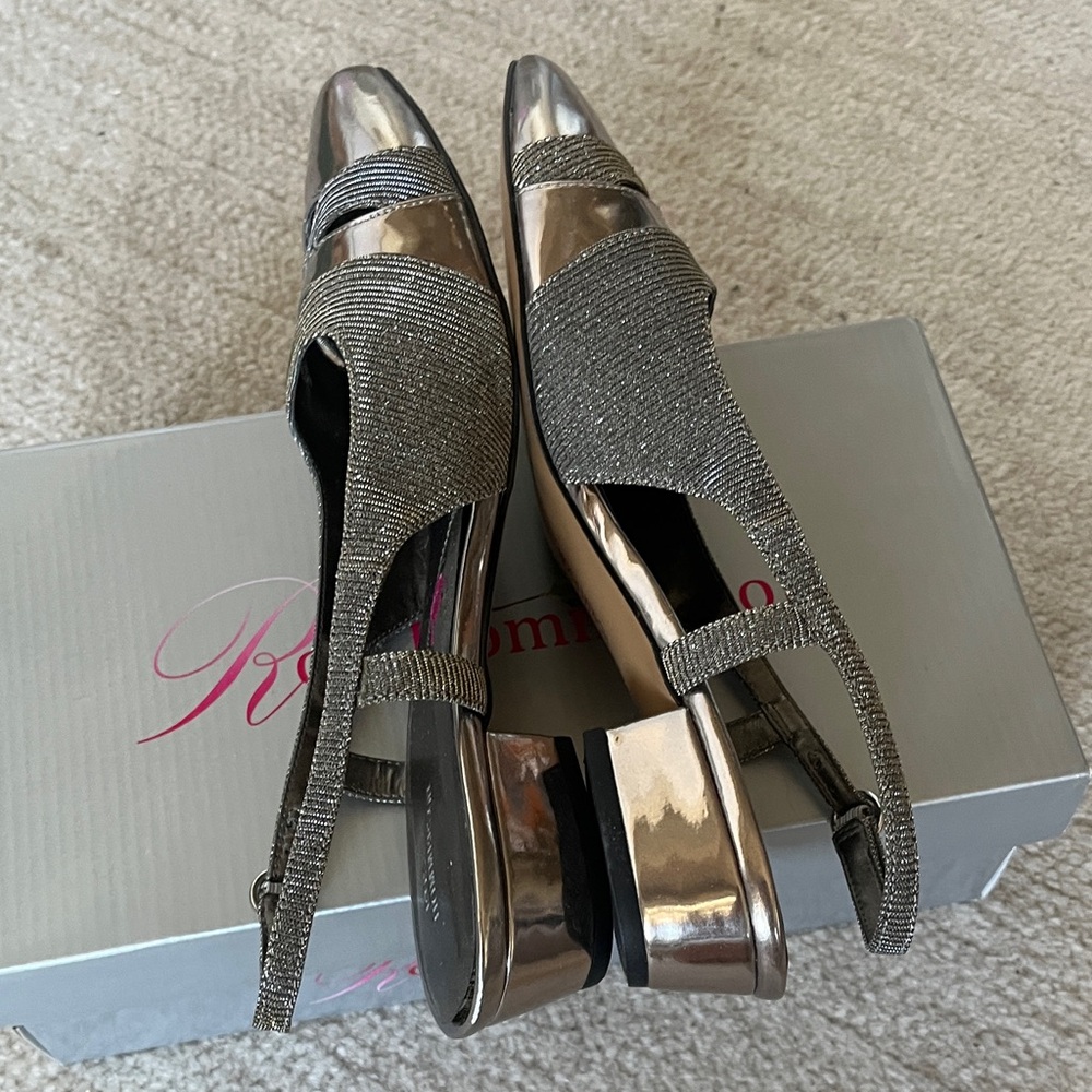 ✨2/$5✨ Ros Hommerson Metallic Slingback Heels - Picture 5 of 8